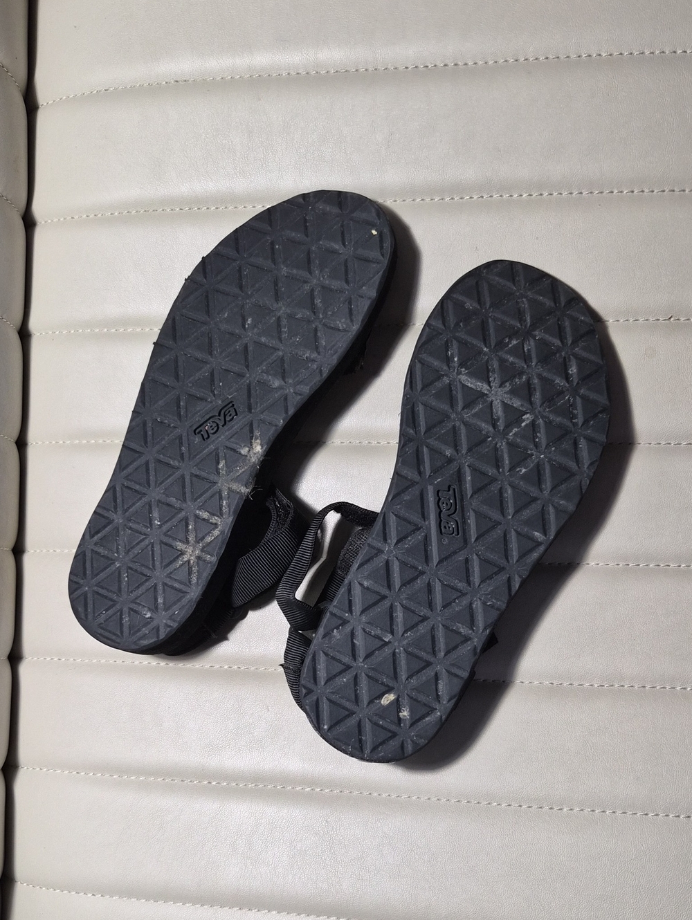Teva Black Adjustable Sport Sandals 8 Womens - Picture 5 of 7